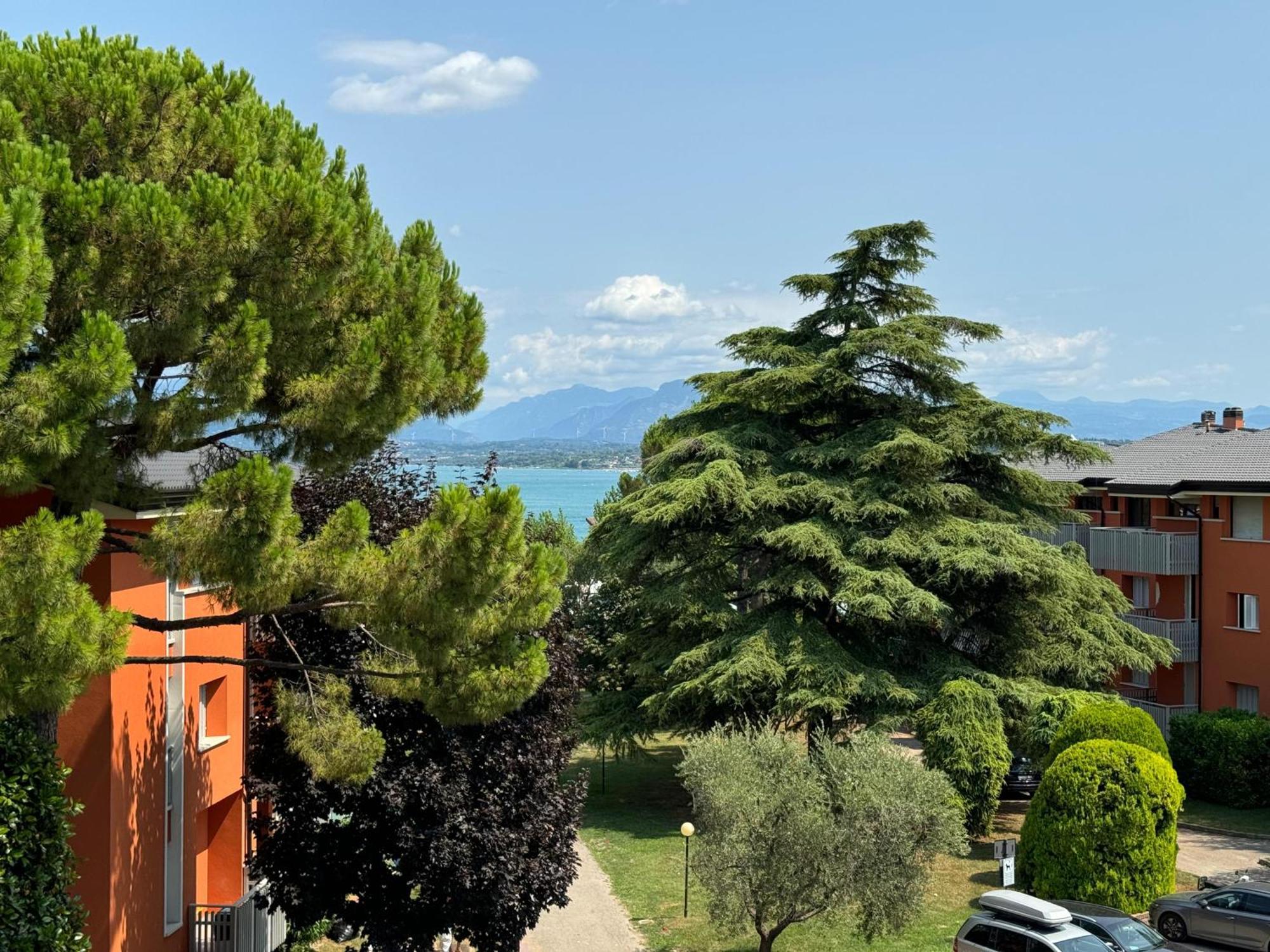 Easy Peschiera Apartment