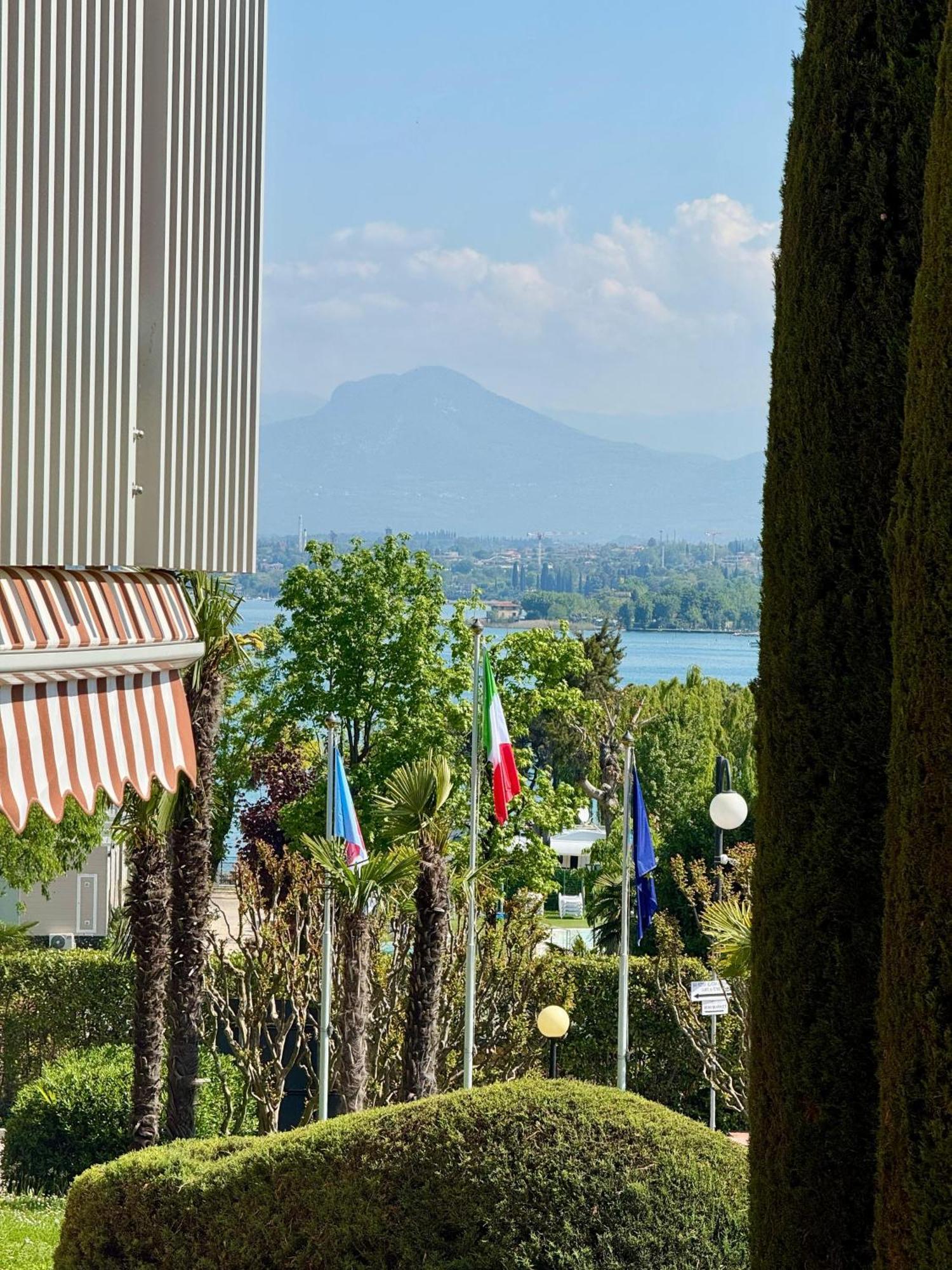 Easy Peschiera Apartment